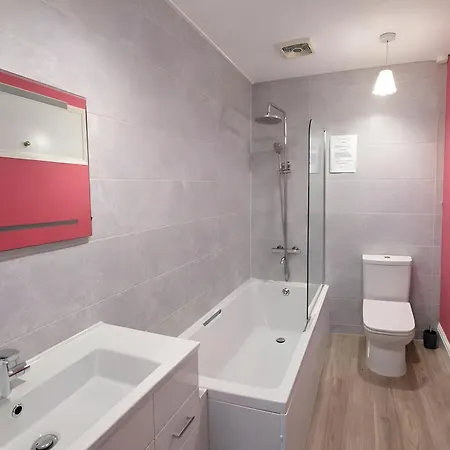 شقة Riverside Heights- Dog Friendly Lakeland Retreat In Town Centre *