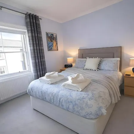 شقة Riverside Heights- Dog Friendly Lakeland Retreat In Town Centre *