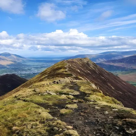 Riverside Heights- Dog Friendly Lakeland Retreat In Town Centre شقة كوكيرماوث